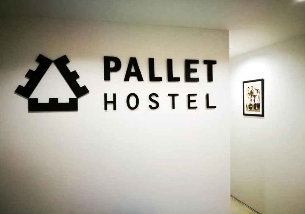 Pallet Hostel
