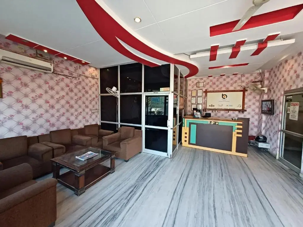 Hotel Chhavi Holidays