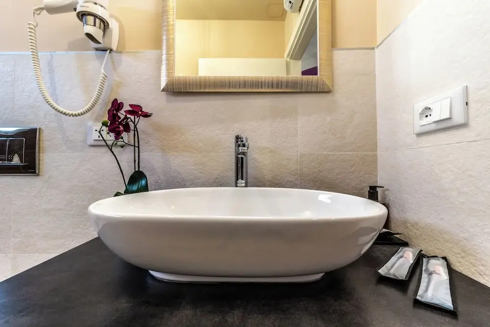4 Star Suite SPA