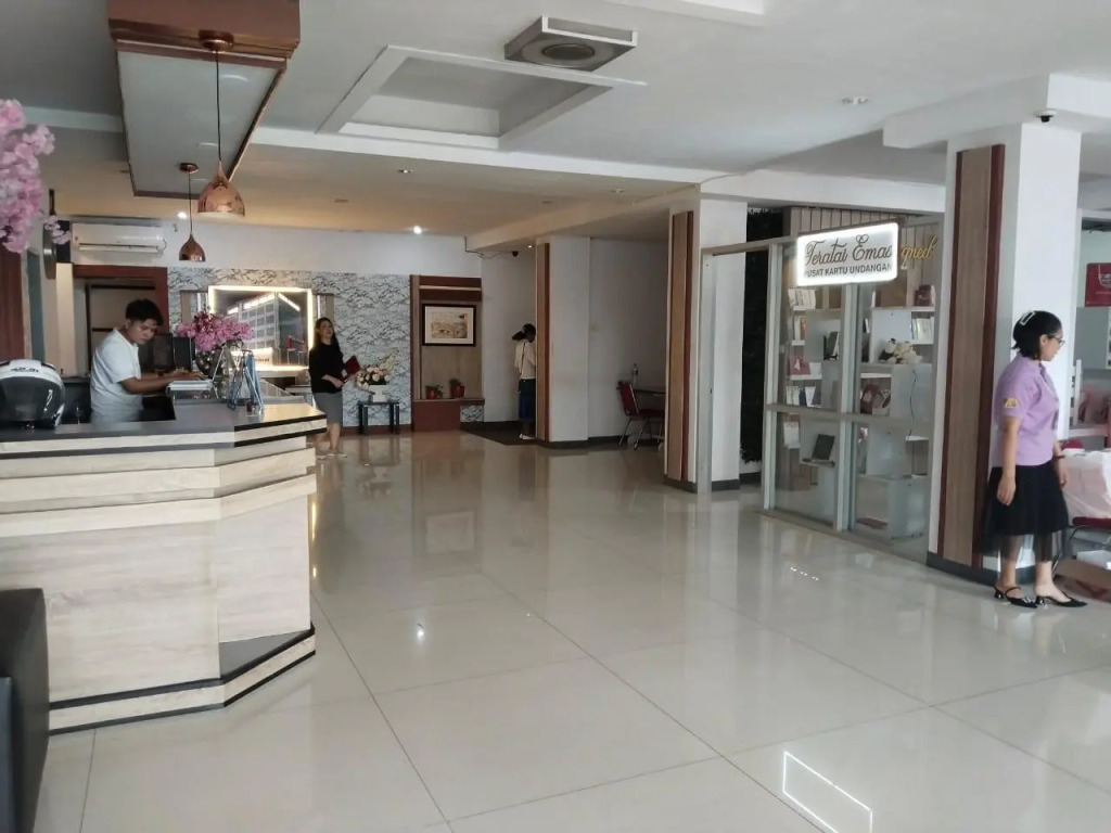OYO 1318 Hotel Prince Boulevard