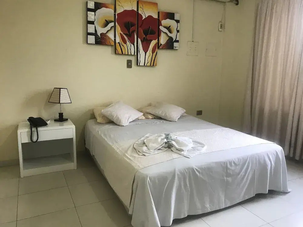 Hotel Viru Viru II