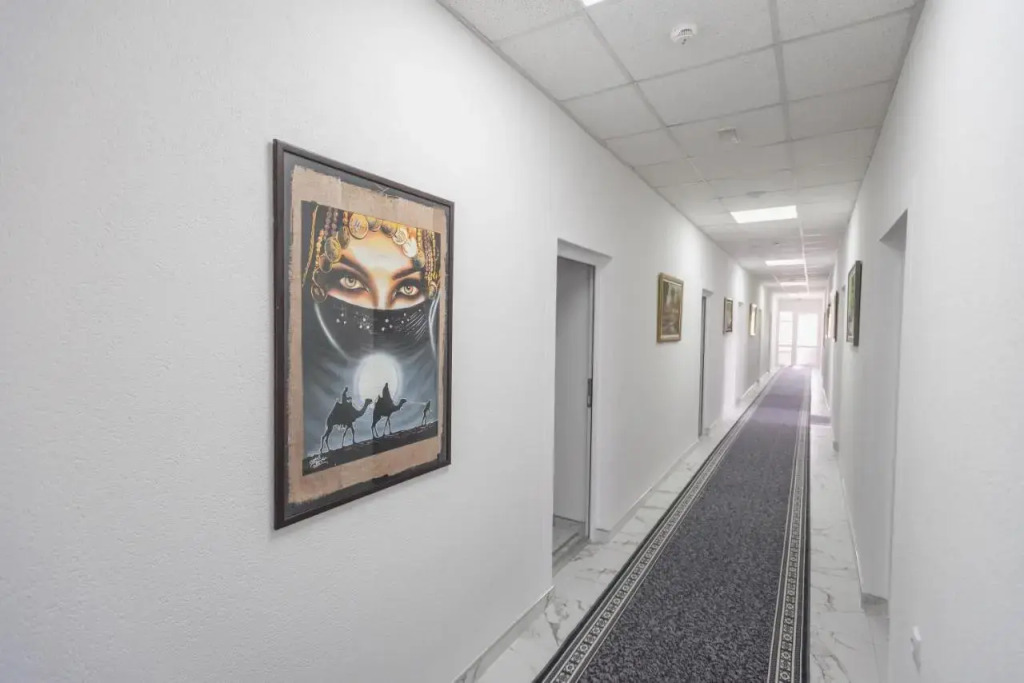 Hotel MK, Plavi restoran, Loznica