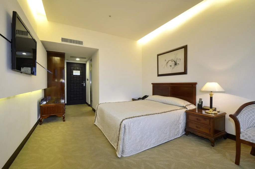 Hi-YES HOTEL TAOYUAN