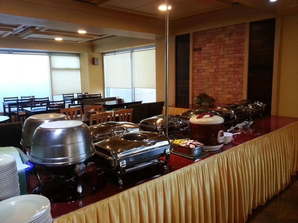 World Tourist Hotel