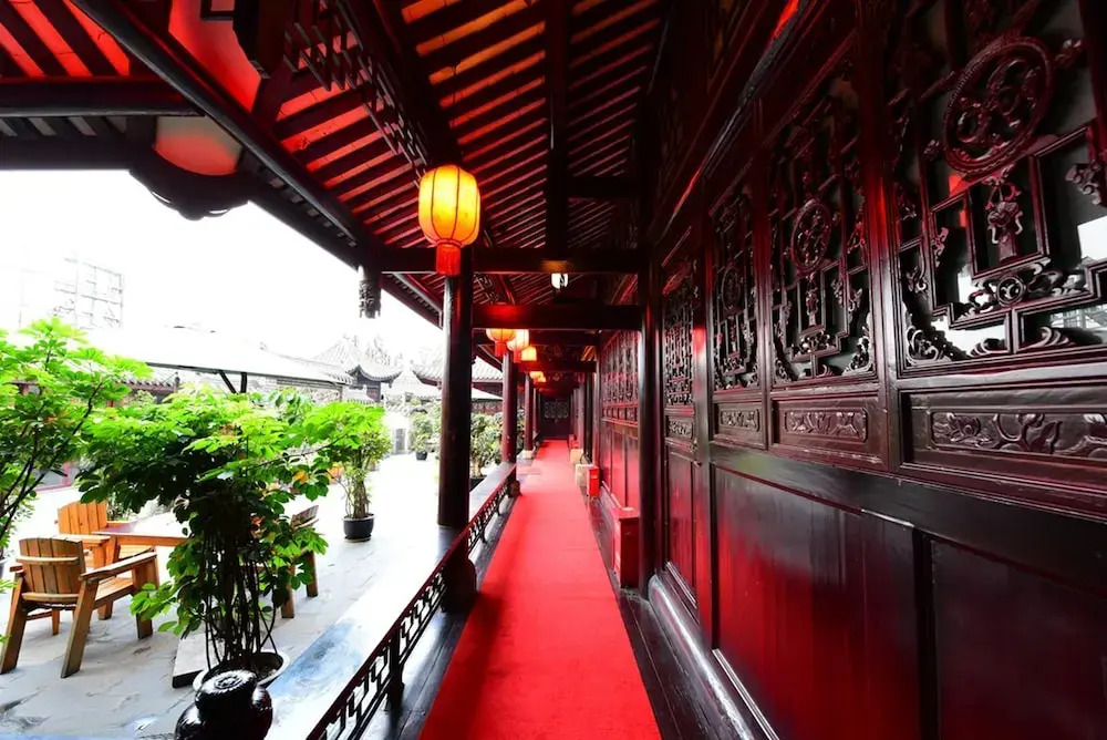 Lecheng Hotel