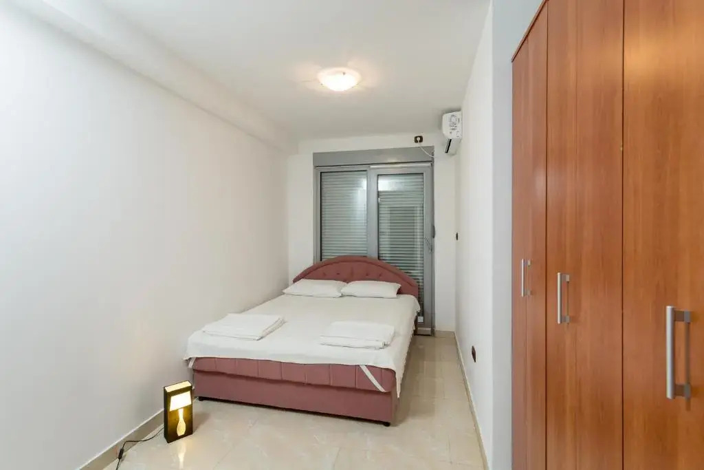 Adriatic Raf Apartments