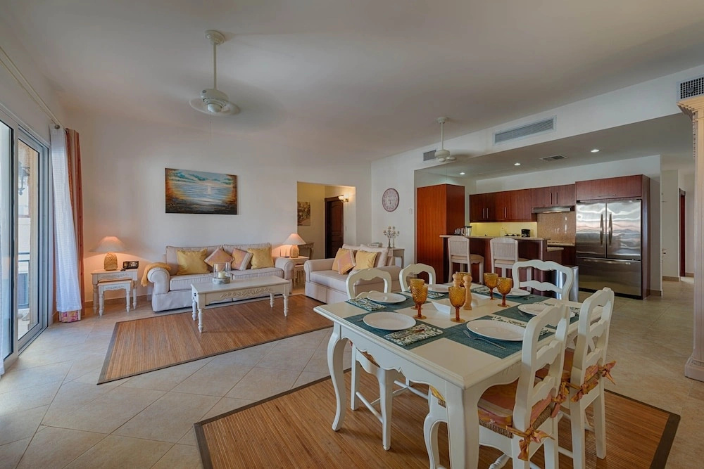 Dream Villa Porto Cupecoy P