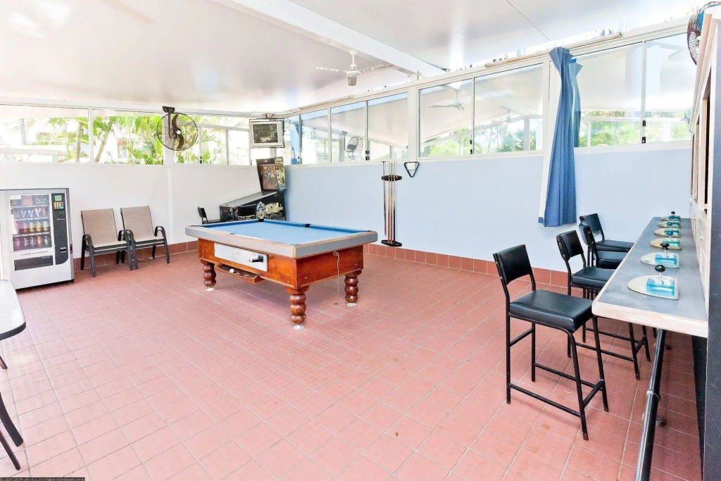 White Crest Apartments