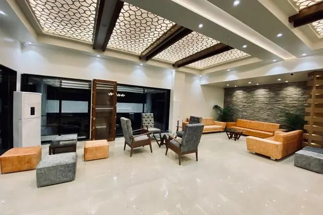 Hotel Pratham