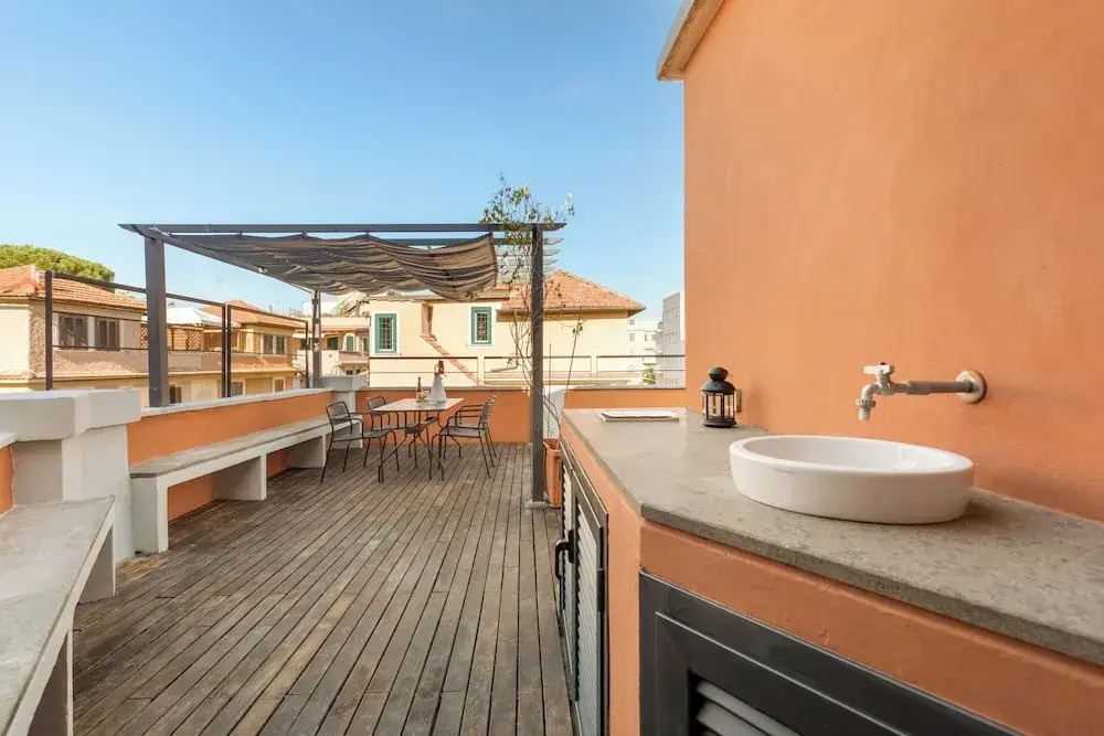 Fantastic Penthouse Over The Roman Sky