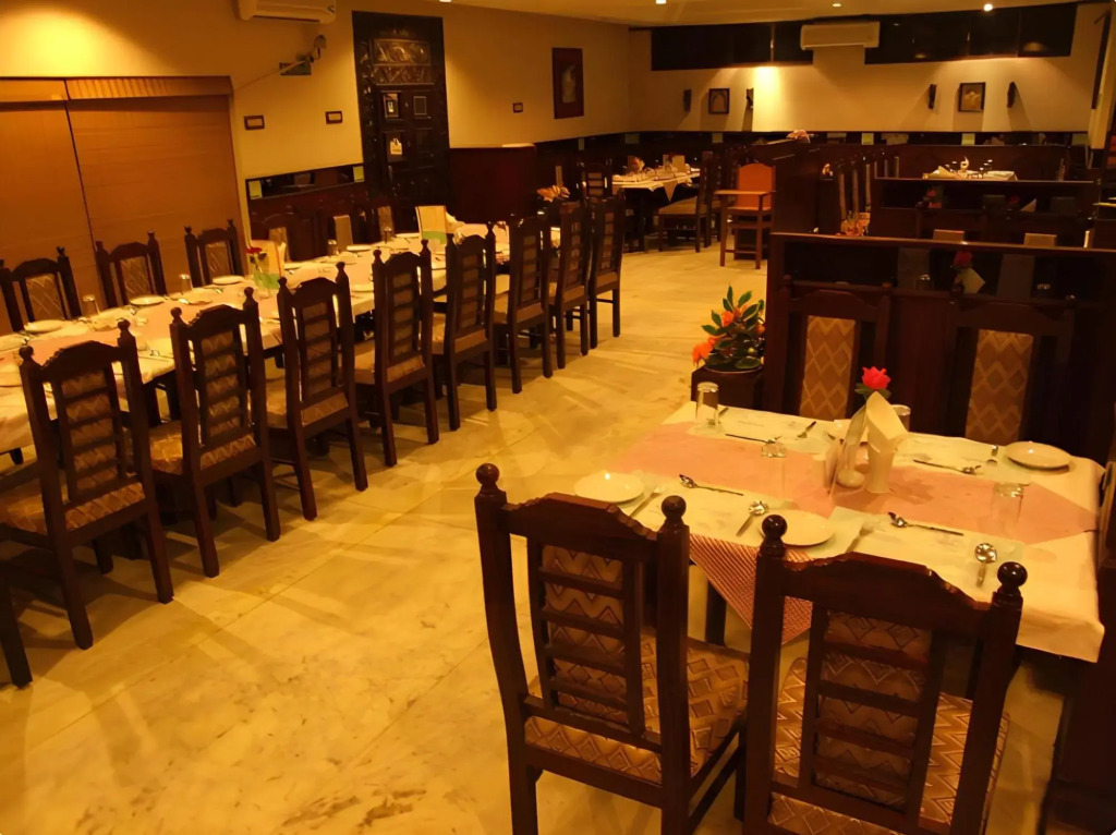 Hotel Saradharam