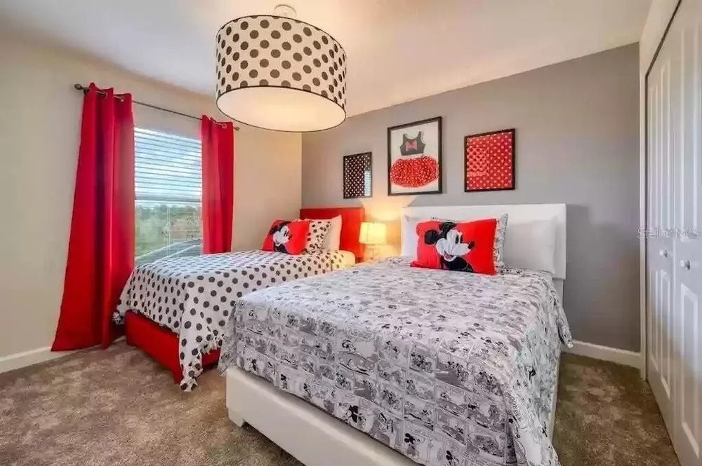 4 Bed Champions Gatel Town Home With Splash Pool 4 Bedroom Townhouse by RedAwning