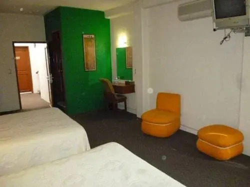 Hotel Q