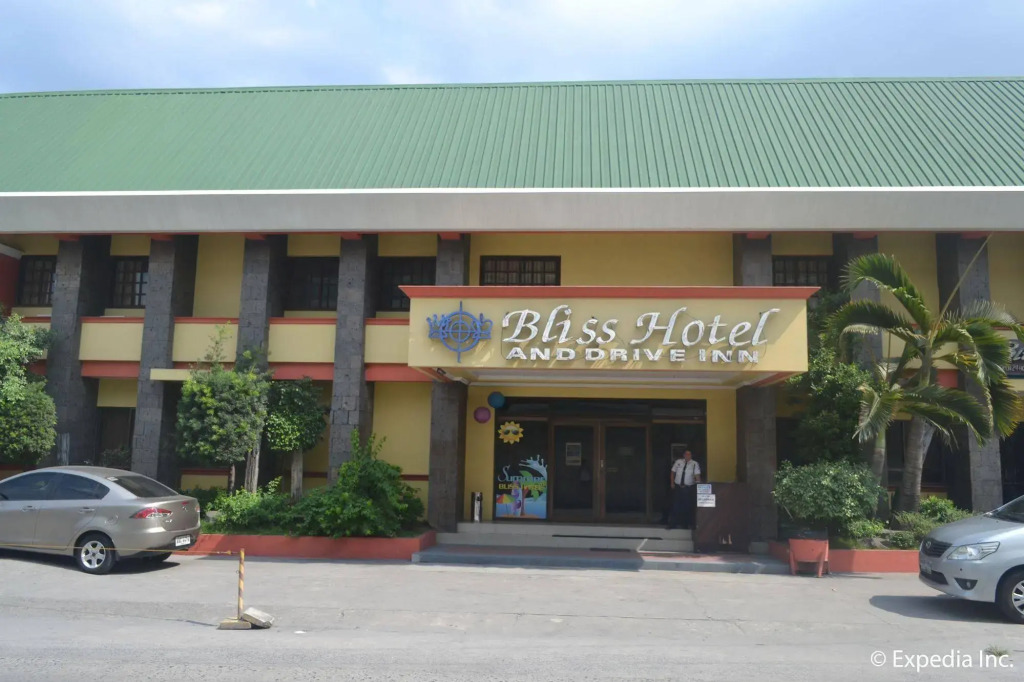 Capital O 740 Bliss Hotel Dau