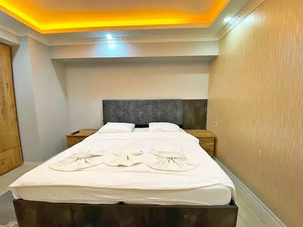 Big Life Hotel