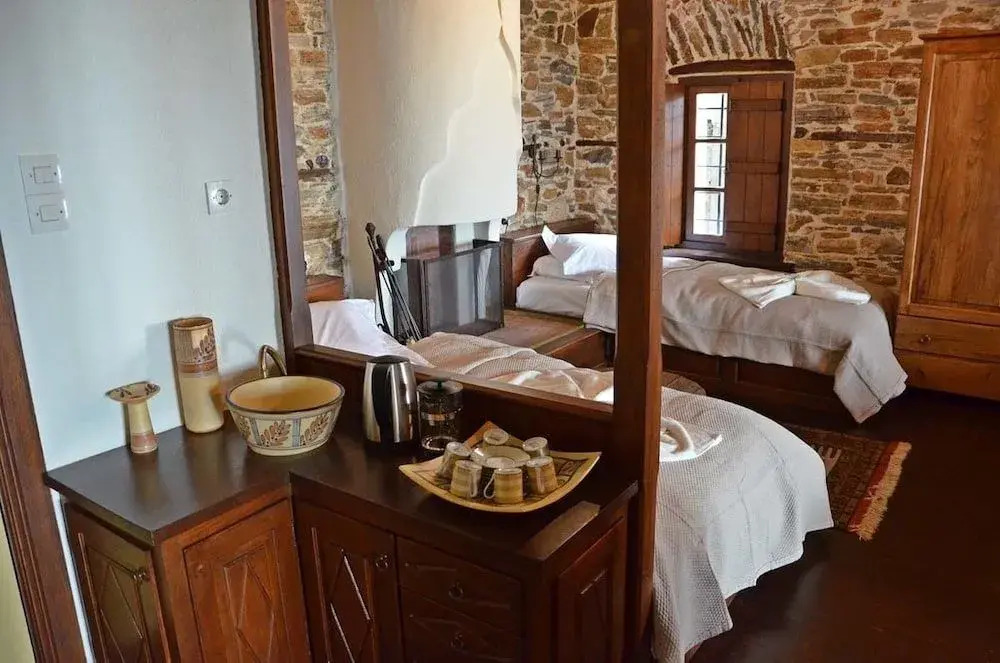 Fyloma Villa With 5 Bedrooms