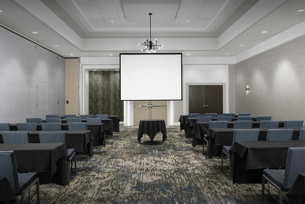 Embassy Suites Atlanta - Kennesaw Town Center
