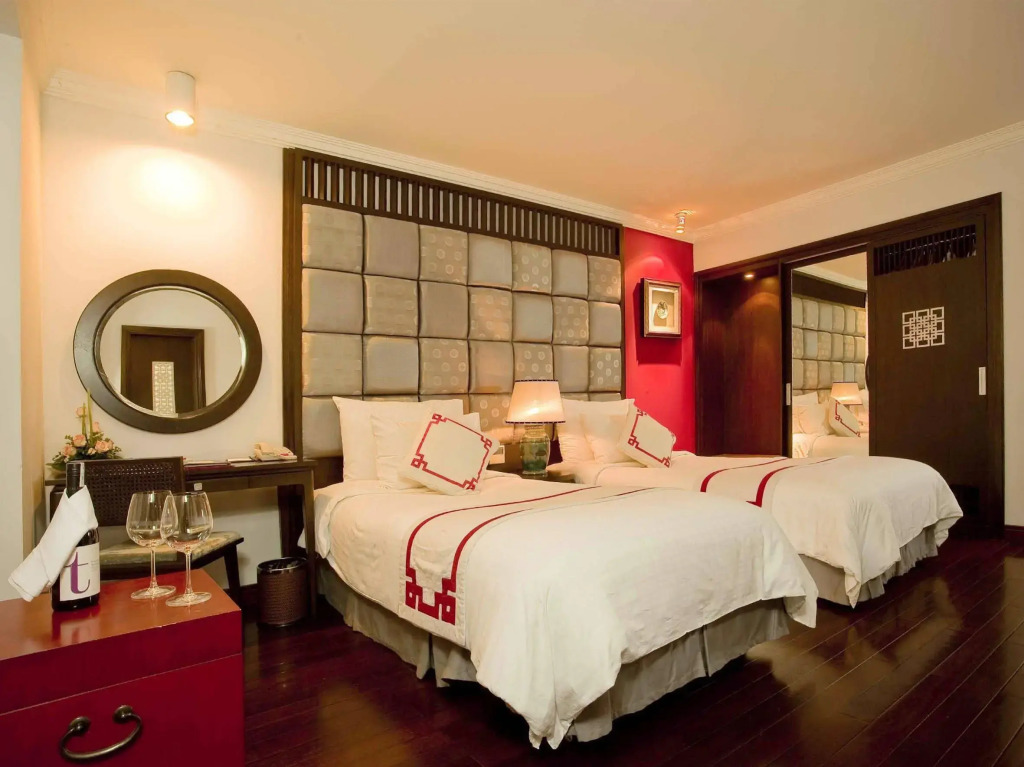 Church Boutique Hotel Hang Trong
