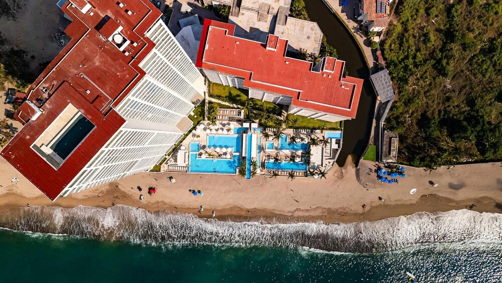 Beachfront Luxury 4BR Penthouse With Incredible Ocean Views