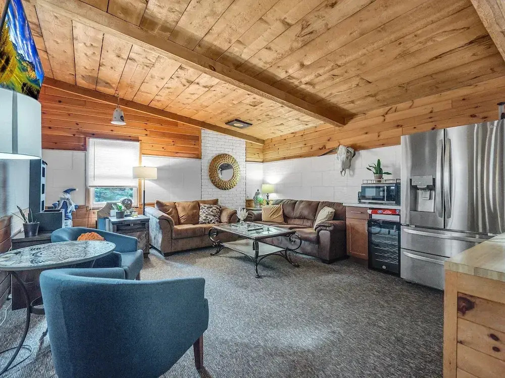 Timberline Lodge, Downtown Ellicottville - Near Ski Resort