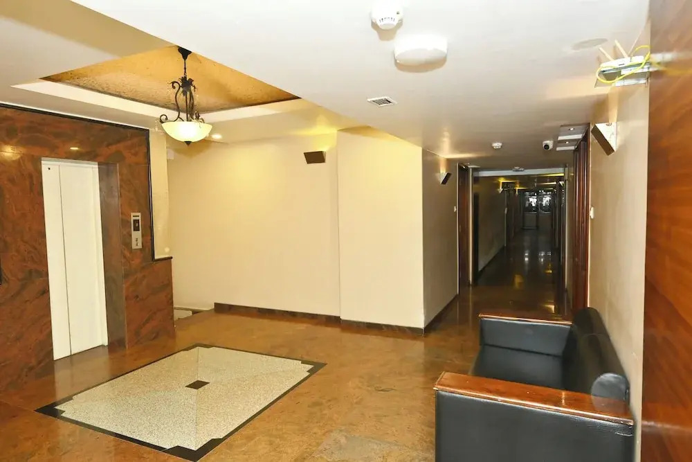 Simran Heritage(Business Hotel