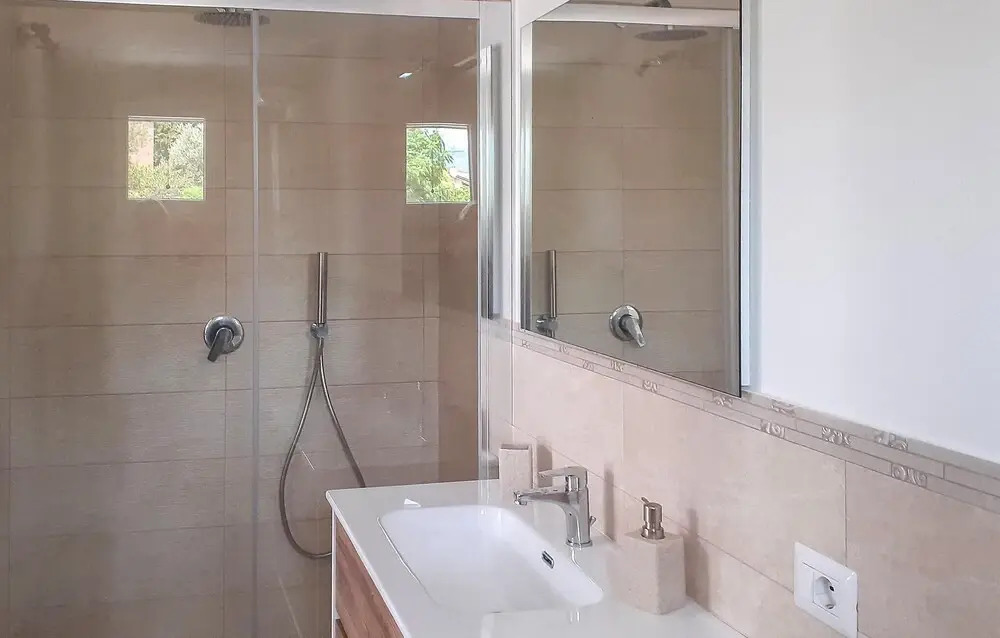 Nice Home In Castiglione Della Pesc