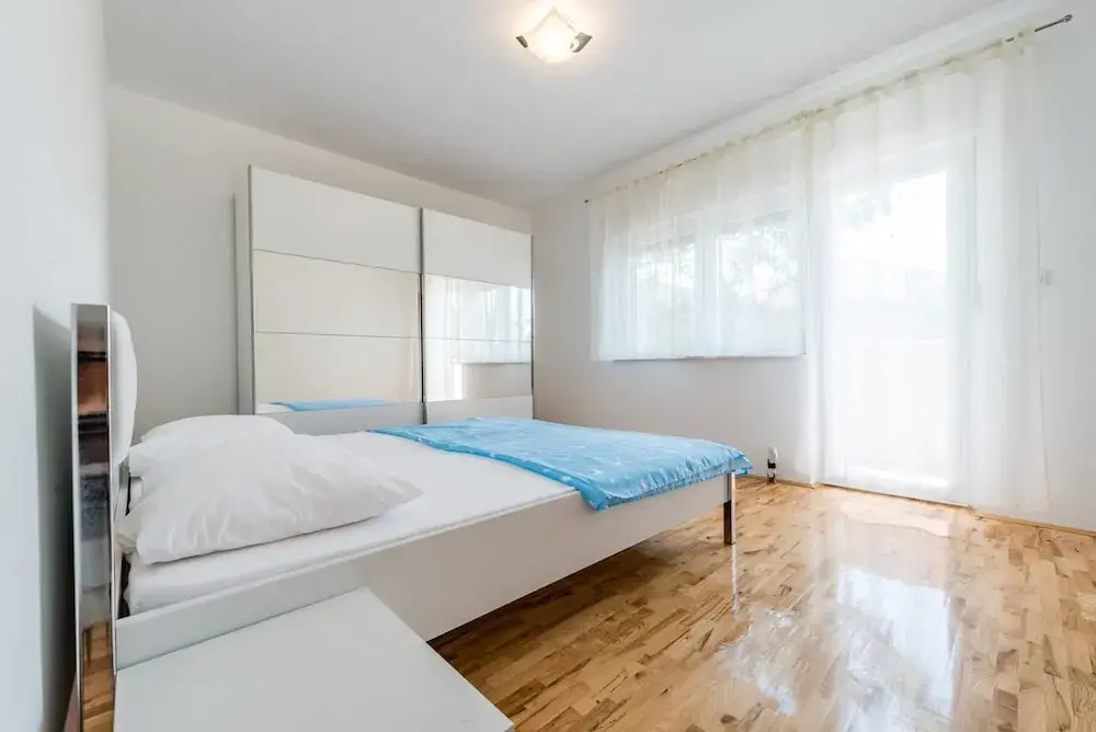 Apartment Gomilica