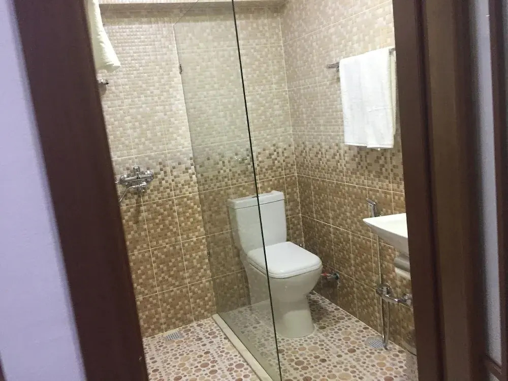 Hotel 28