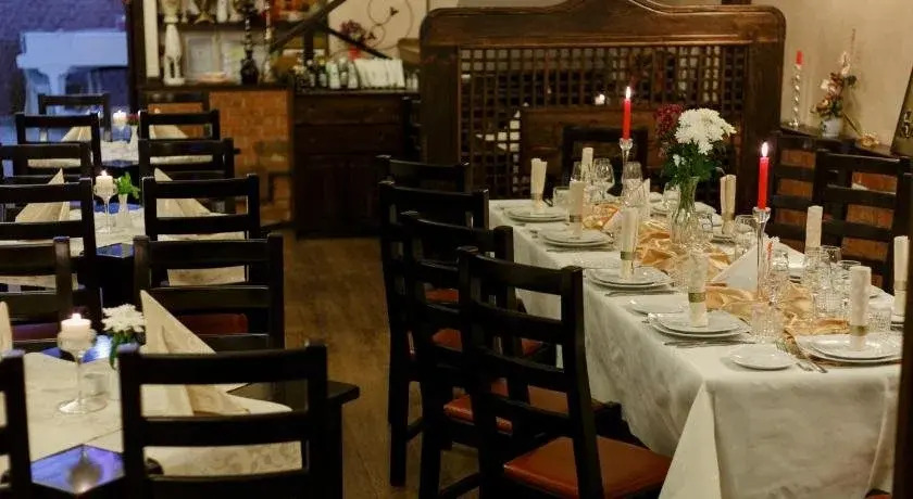 Hamlet Hotel