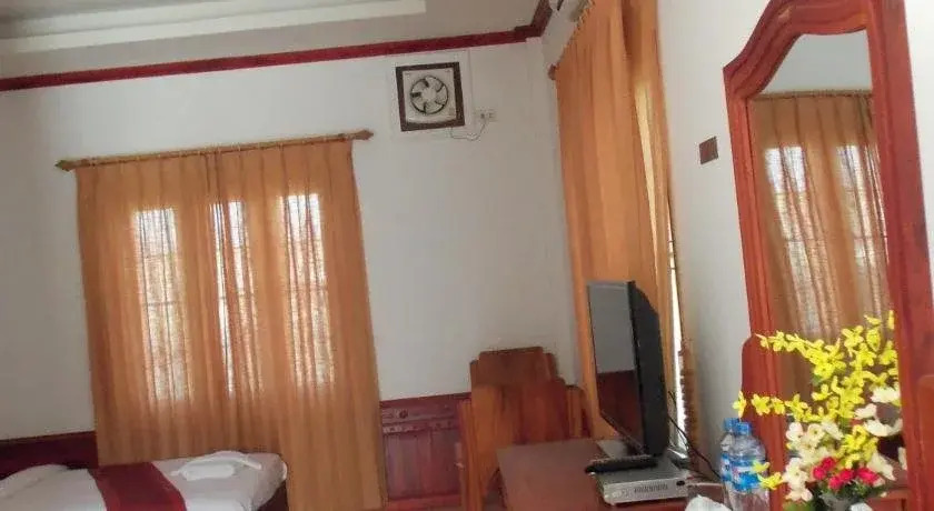 Outhoumphone Hotel