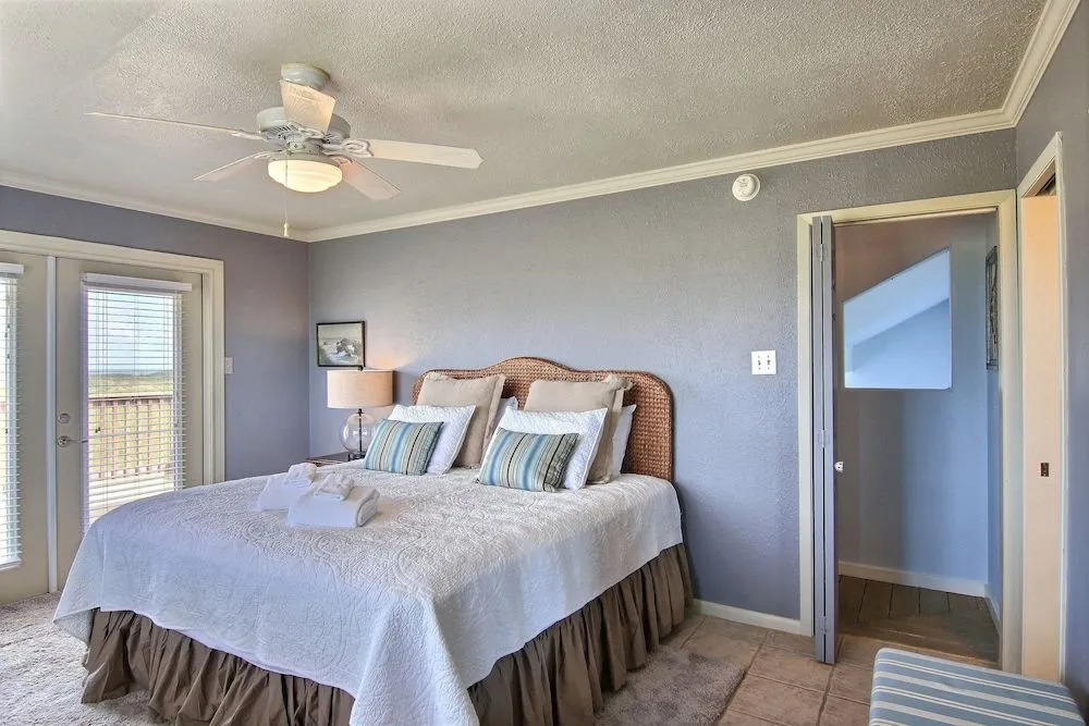 Beach Blessing Lcv31 3 Bedrooms 3 Bathrooms Home