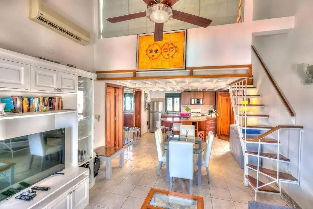 Beachfront apartment with Wifi & Cable TV - I-401