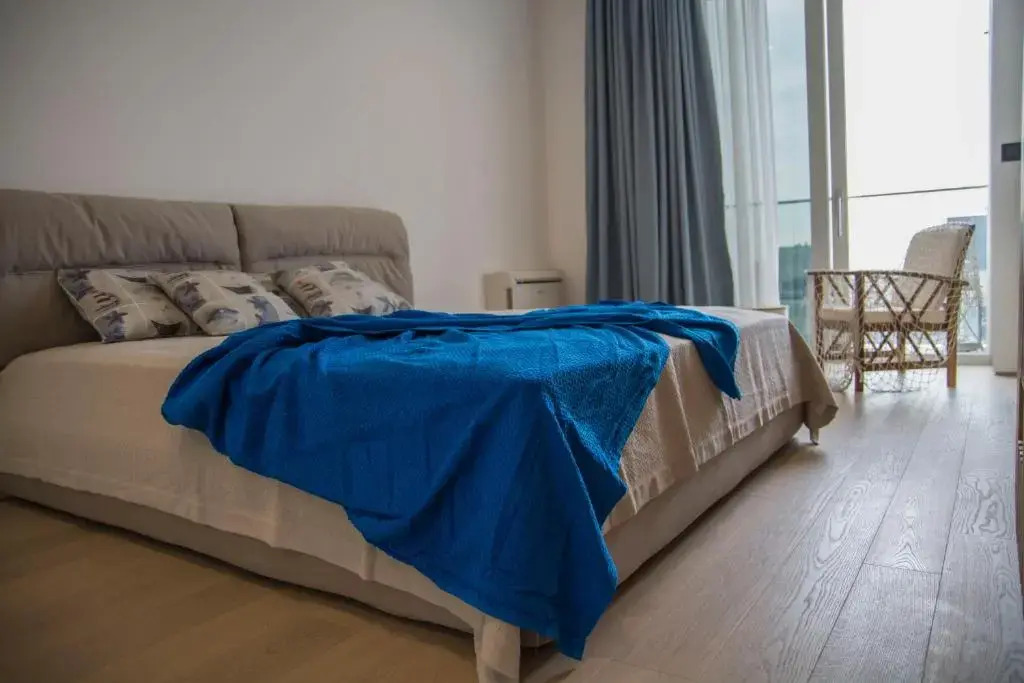 Leona Residences Apartment