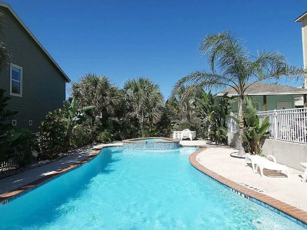 Livin' On Island Time Shtd2 4 Bedrooms 2 Bathrooms Townhouse
