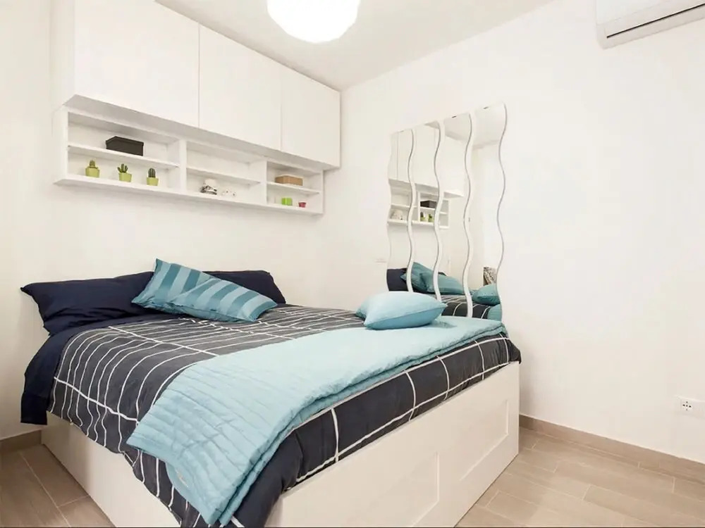Luxury apartments, Piazza di Spagna