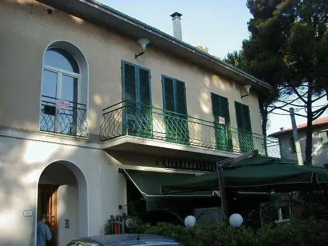 Rosignano Bed and Car