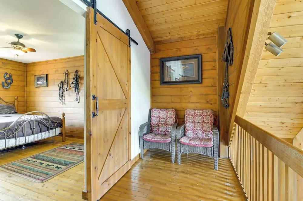 Rustic Pagosa Lakes Cabin w/ Deck & Grill