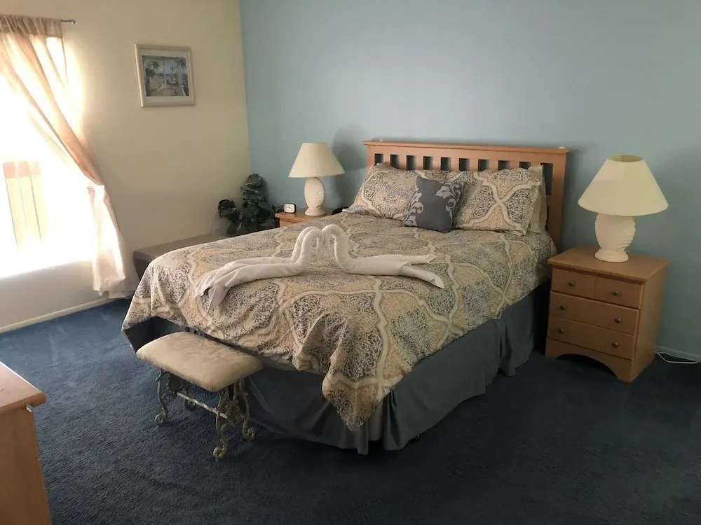Lovely 4 Bed Home with Private Pool in Disney Area HL249CC