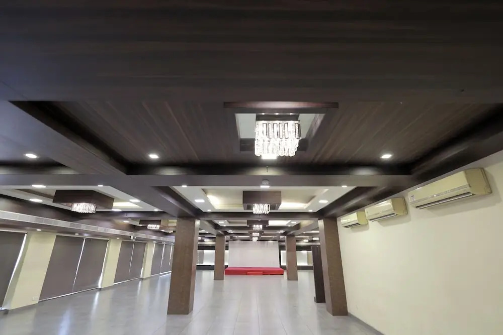 Hotel Shagun, Piplod City Centre Surat