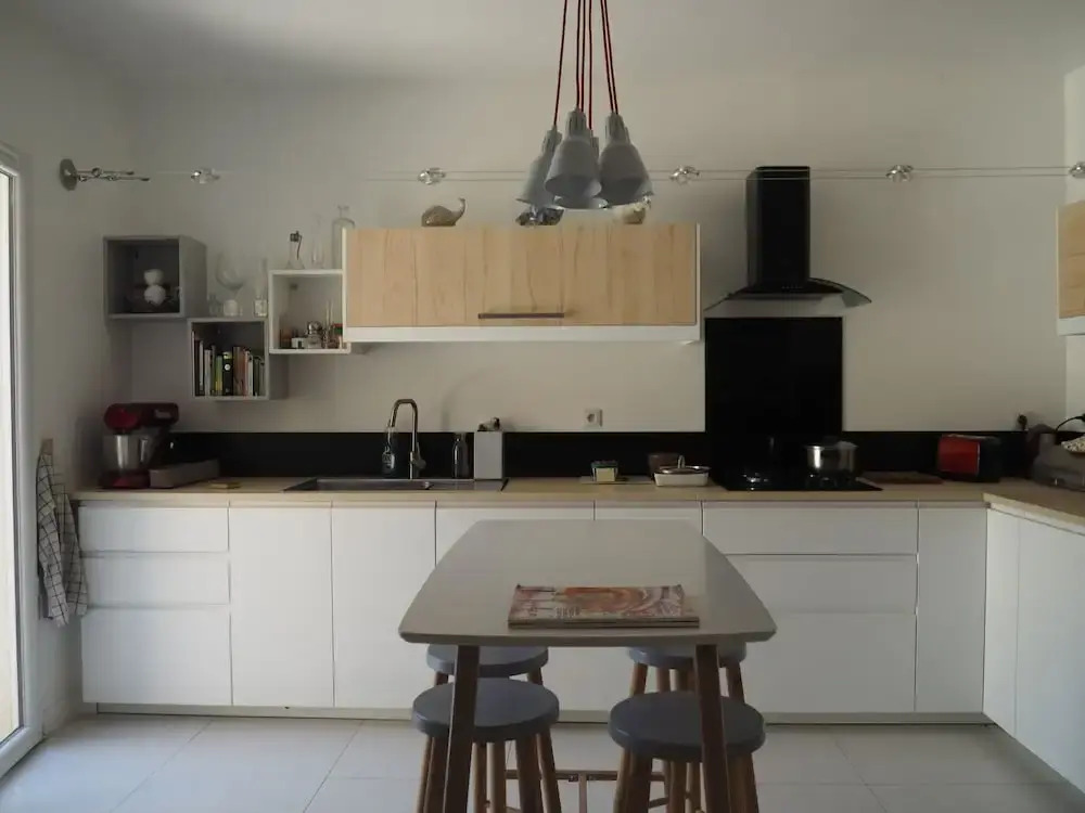 Lavinia Home