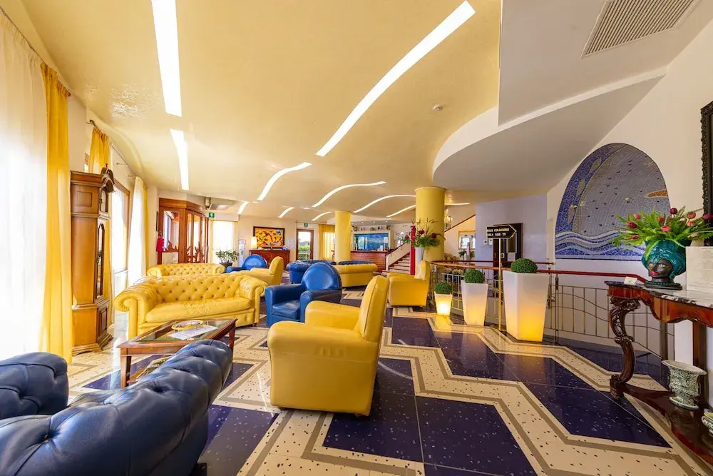 Hotel Riva Del Sole