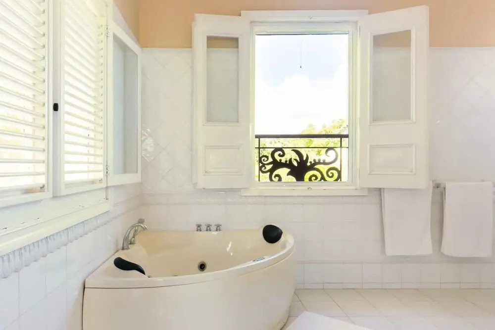 Ocean Font Villa With Direct Access to Beautiful Caribbean sea