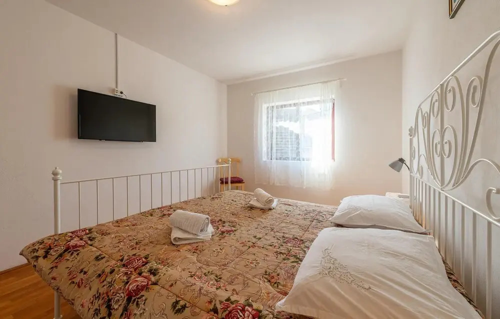 Awesome Apartment in Privlaka With 2 Bedrooms and Wifi
