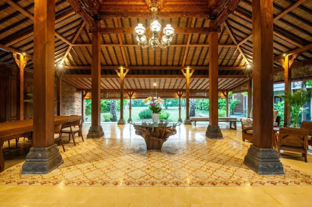 Griya Shanti Suites
