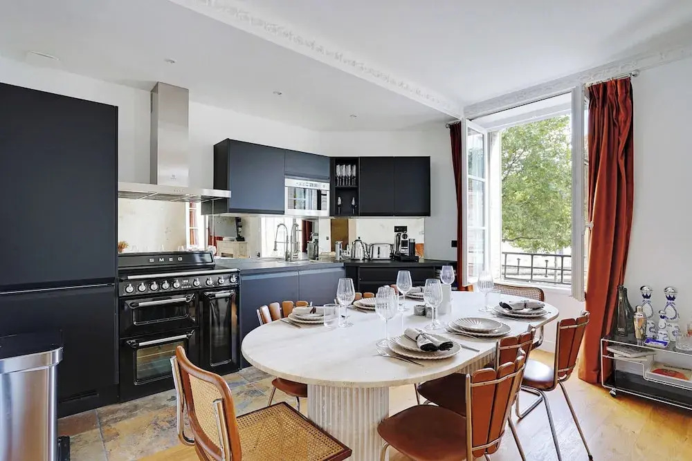 Chic 2BR Retreat for 4P- Heart of Invalides