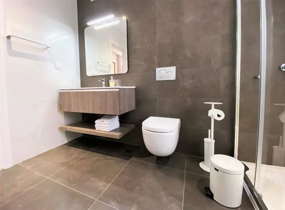 Cardeal Suites & Apartments