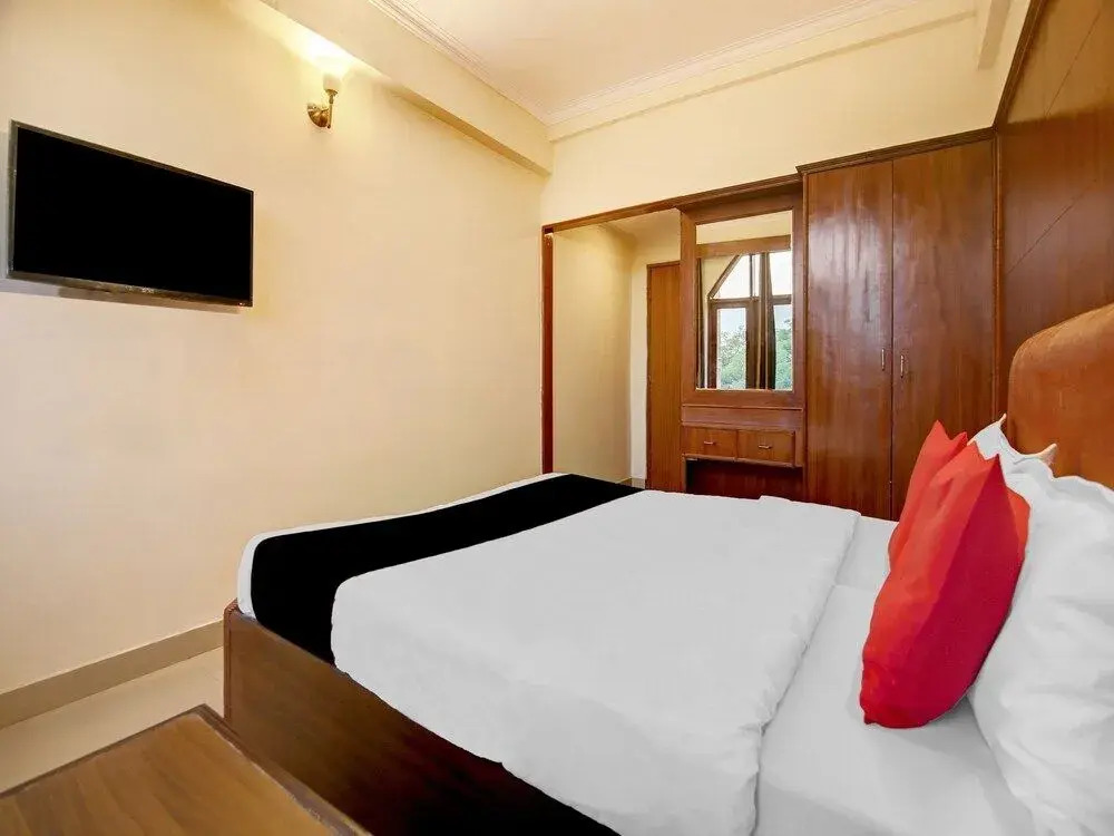The Taj Residency by OYO Rooms
