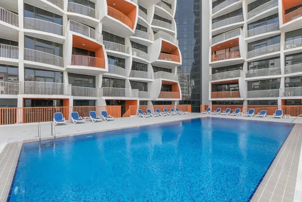 Driven Holiday Homes - Binghatti Pearls