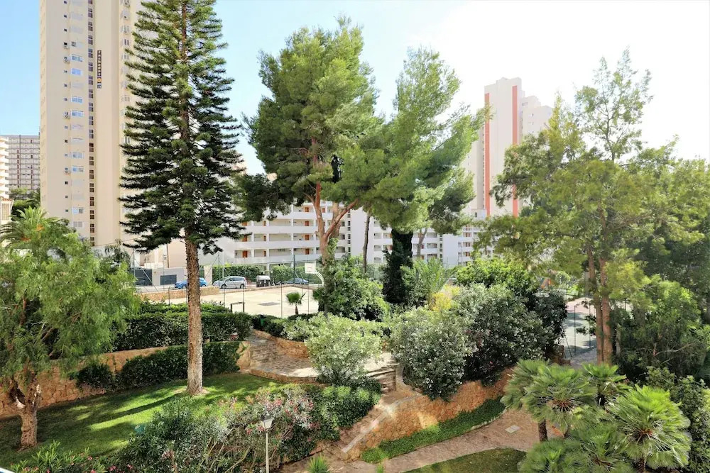 Playmon Park B