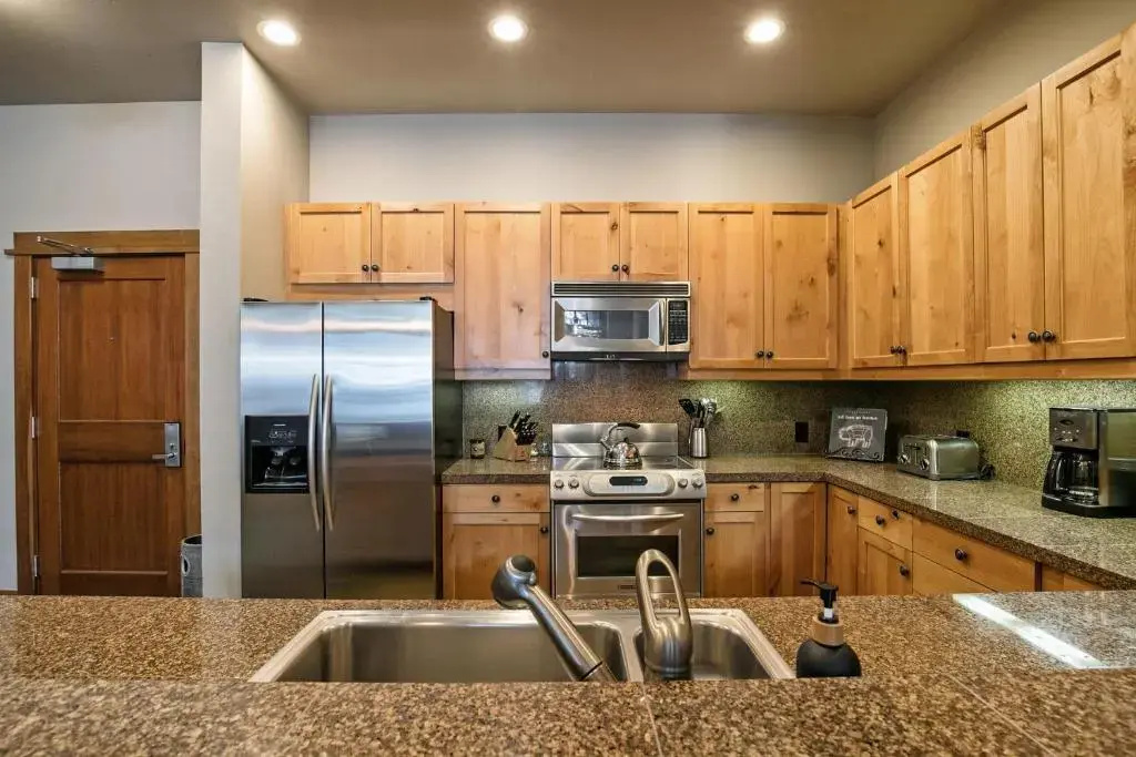 New Listing in the Heart of the Village at Northstar! Iron Horse South 106